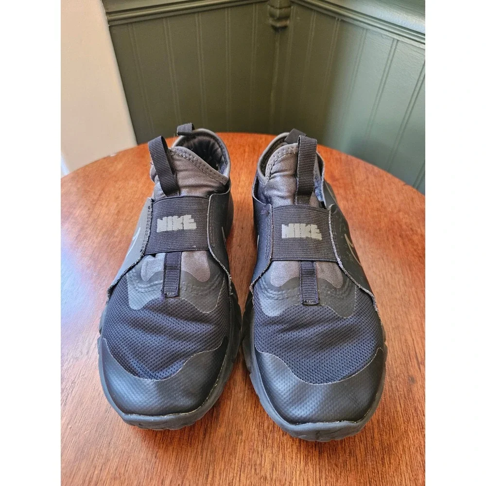 Nike Kids Flex Runner 2 Slip On Sneakers Black Anthracite DJ6038-001 size 5Y